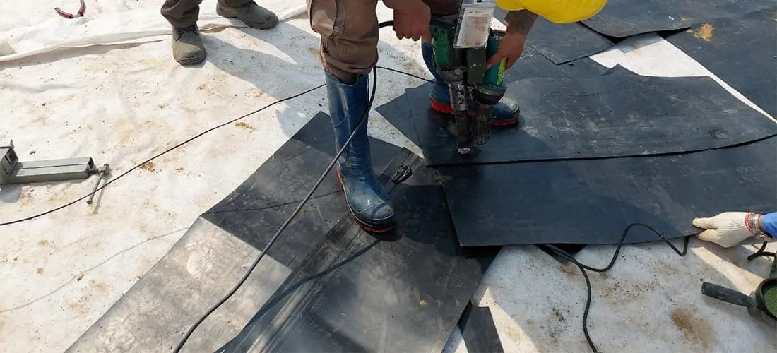 Hàn đùn bạt HDPE 1.5mm